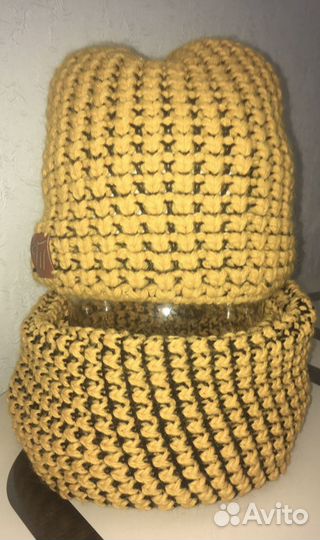 Зимняя шапка женская