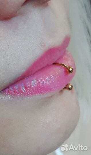 Пирсинг, проколы ушей