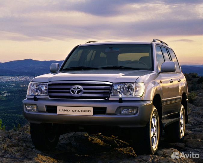 Новые стекла фар Toyota Land Cruiser 100 200