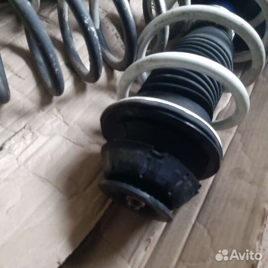 Стойки toyota corolla filder nke165 trd