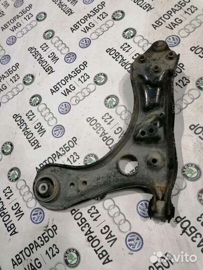 Рычаг передний левый Фольксваген Поло 5
