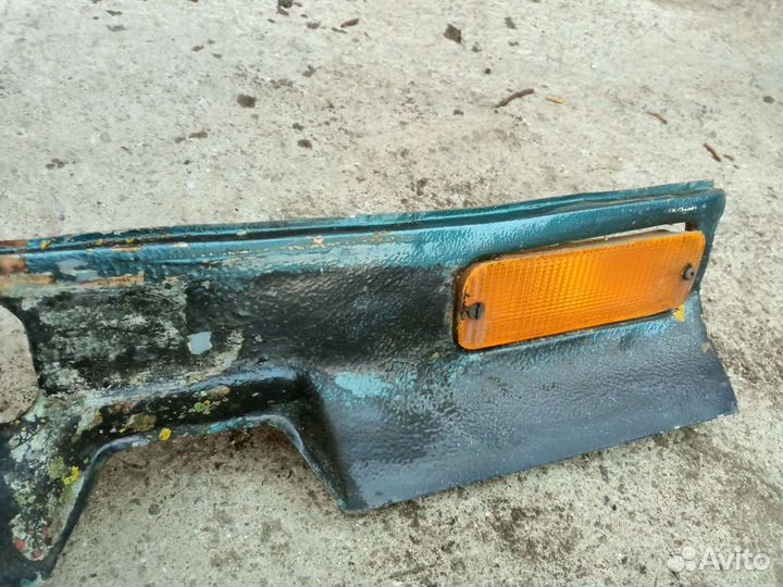 Губа бампера Ford Bronco 2