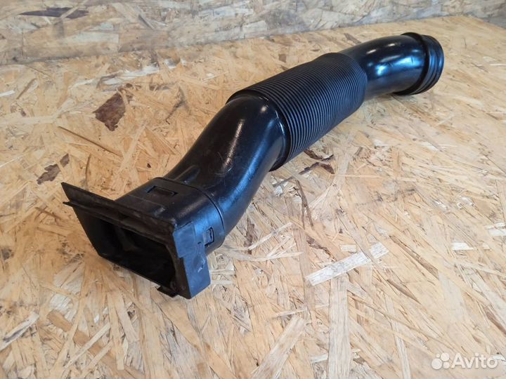 Патрубок воздушного фильтра Volkswagen Polo