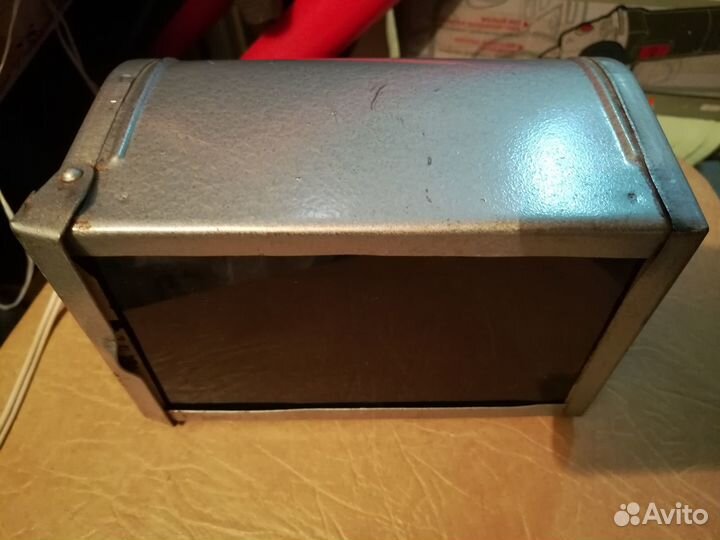 Красный фото фонарь