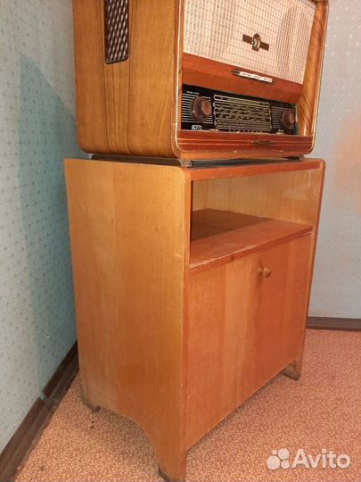 Деревянная тумба-ретро из 60-х