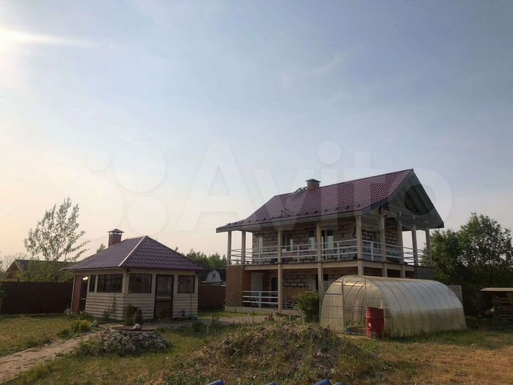 Дом 180 м² на участке 15 сот.