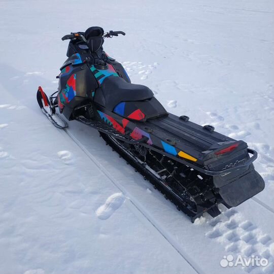 Ski-Doo Summit 800 E-Tec Fox/Skinz/RSI