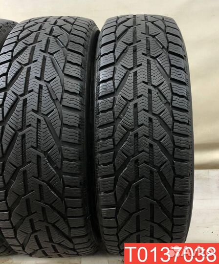 Kormoran Snow 205/60 R16 96H