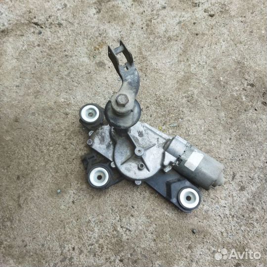 Моторчик заднего стеклоочистителя Ford Focus 2