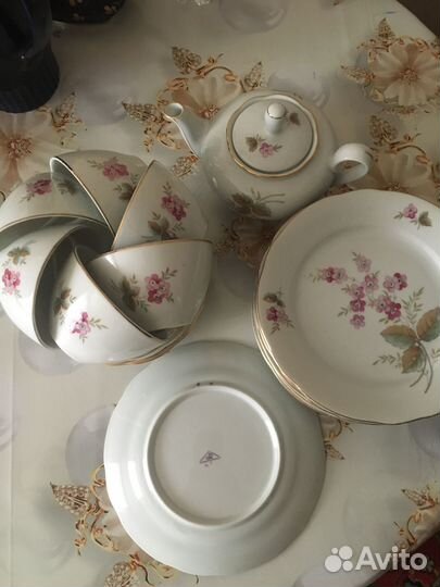 Чайный сервиз Цветение ГДР Konitz (Germany)