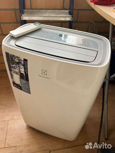 Напольный кондиционер electrolux