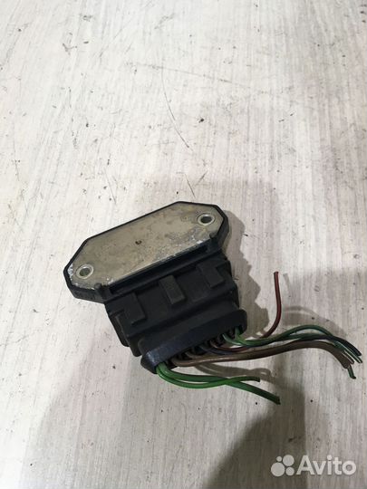 Коммутатор Ауди 80 Б3