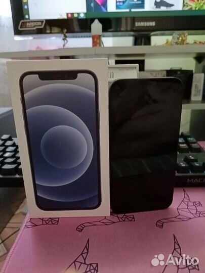 iPhone 12, 64 ГБ