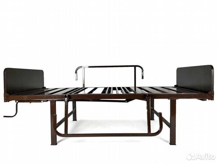 Медицинская кровать для лежачих больных