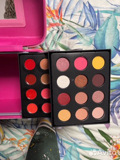 Большой набор косметики