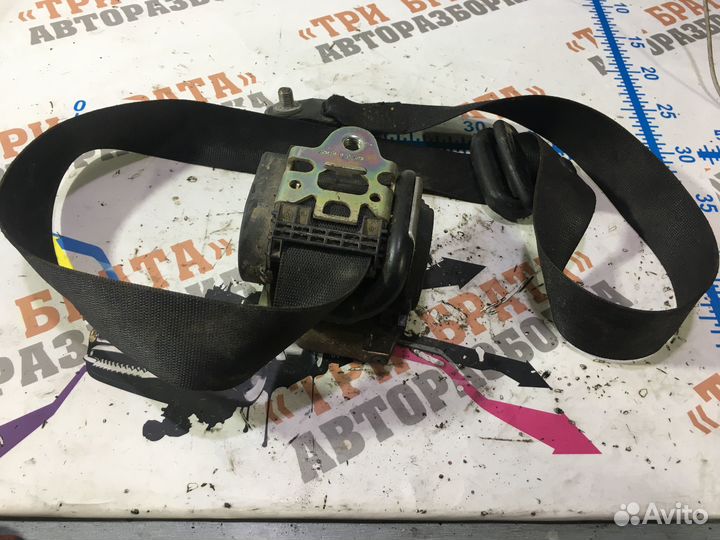 Мерседес Вито Ремень безопасности передний Прав
