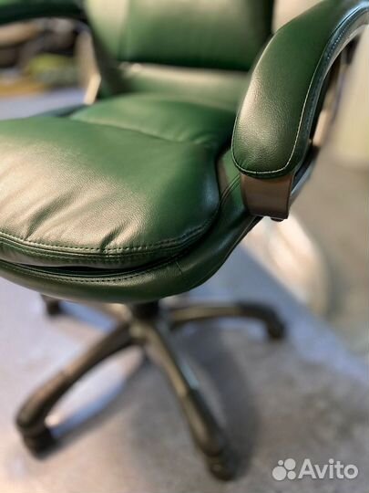 Компьютерное кресло