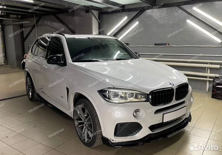 Обвес BMW X5 F15 в стиле G05 черный глянец