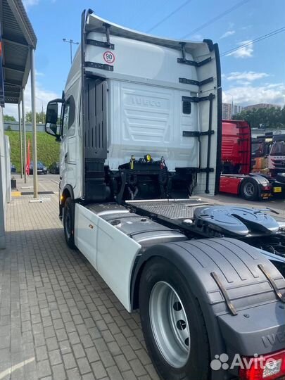 IVECO S-Way 490, 2022