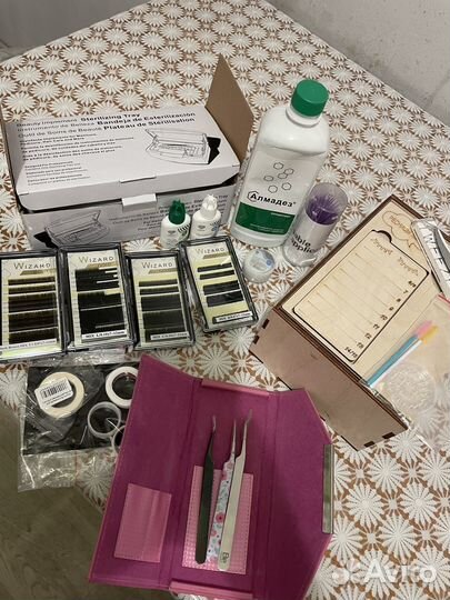 Лэшбокс и все необходимое для наращивания ресниц