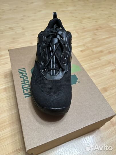 Кроссовки Фарадей размер 44