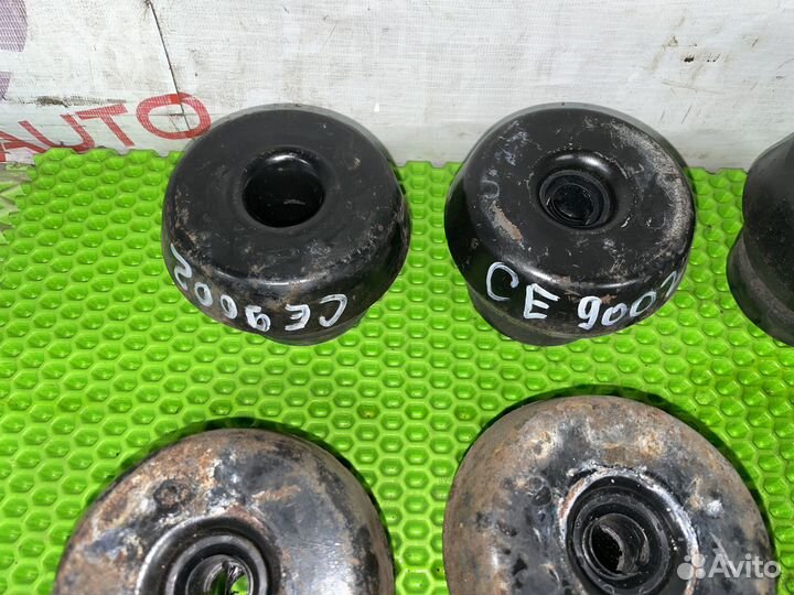 Подушки кузова Cadillac Escalade GMT900