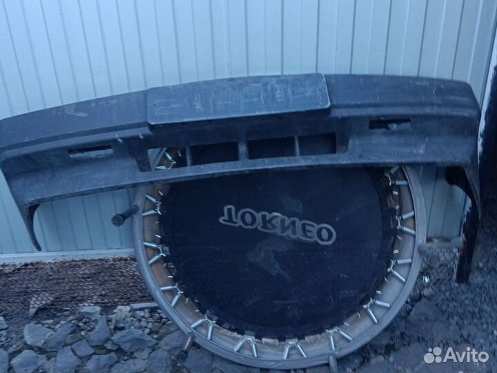 Бампер на ваз 21099