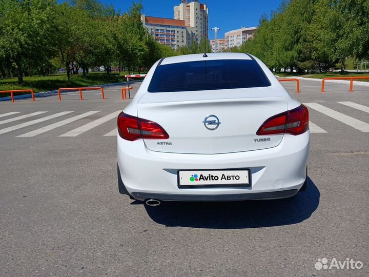 Opel Astra 1.4 AT, 2014, 182 000 км