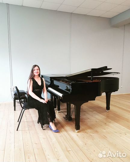 Пианистка и певица на мероприятие/в ресторан/кафе