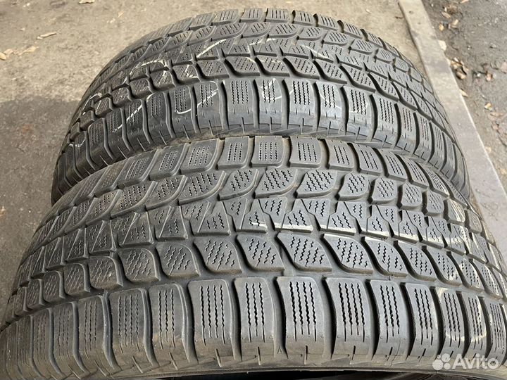 Bridgestone Blizzak LM-25 4x4 235/60 R17