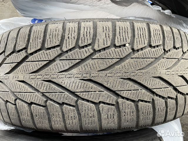 Nokian Tyres Hakkapeliitta 2 235/60 R18 107R