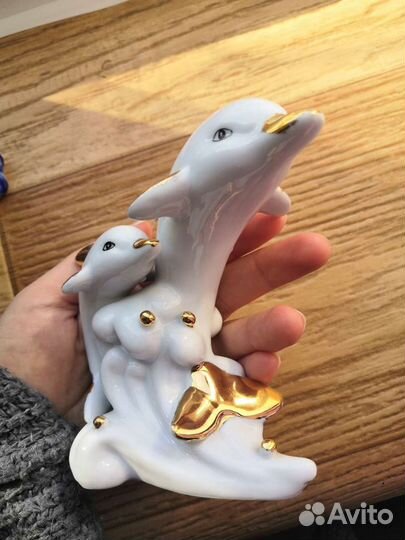 Статуэтка Дельфины