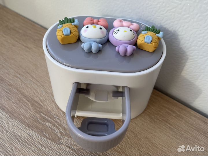 Дозатор для зубной пасты новый