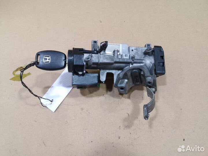 Замок зажигания Honda, Выезд, Личинка