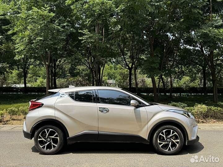 Toyota C-HR 2.0 CVT, 2021, 32 040 км