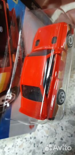 Модель Hot Wheels Ford Escort RS2000. -2023