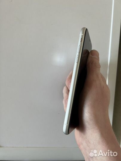 iPhone Xr, 128 ГБ