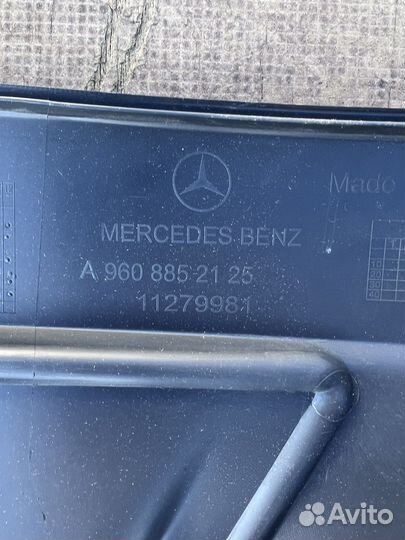 Спойлер бампера Mercedes Arocs