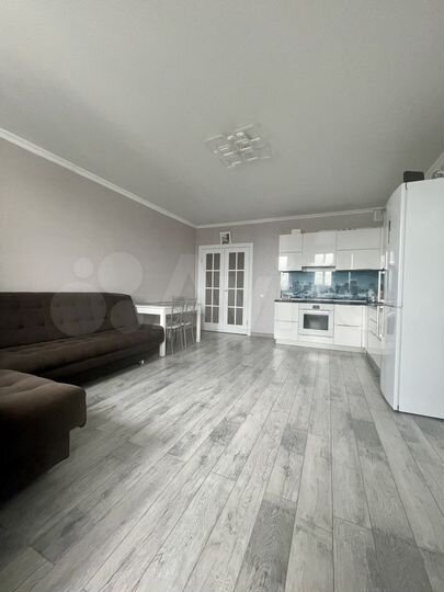 2-к. квартира, 54 м², 12/17 эт.