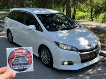 Toyota Wish 1.8 CVT, 2013, 77 000 км, с пробегом, цена 1 220 000 руб.