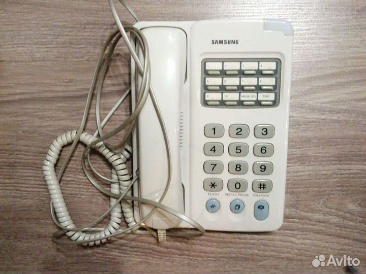 Стационарный телефон Samsung
