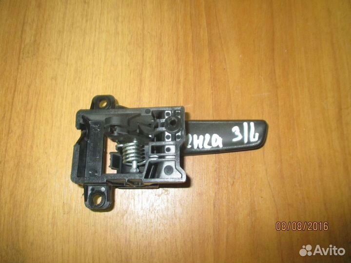 Ручка двери задней внутренняя левая Киа Венга