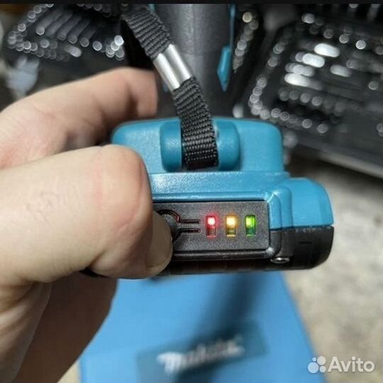 Шуруповерт Makita 26v