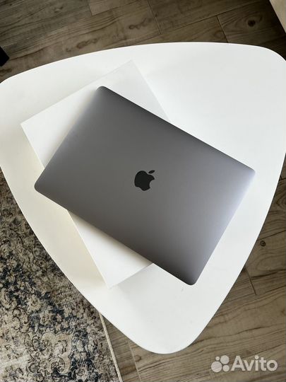 Macbook air 13 m1 8/512 mgn73ru a