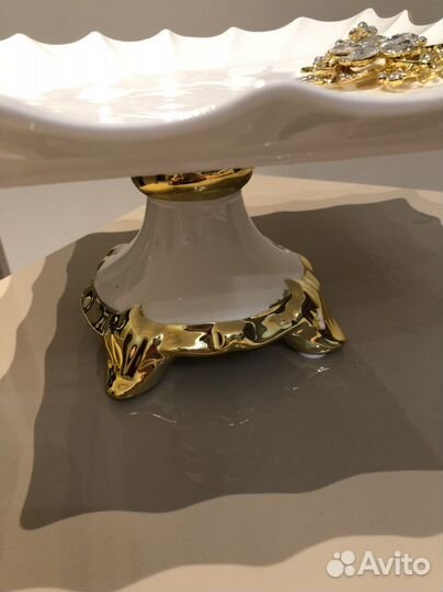 Ваза на ножке