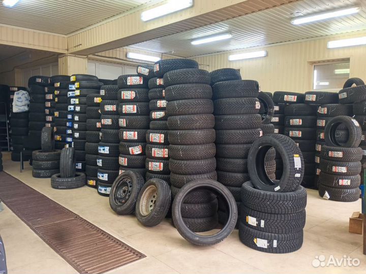 Nokian Tyres Hakkapeliitta R3 235/45 R18