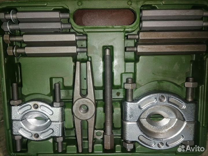 Набор съемников дело техники 815 575