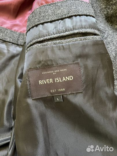 Пальто мужское River Island