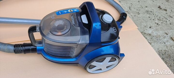 Пылесос без мешка Philips 8672 идеальном состоянии