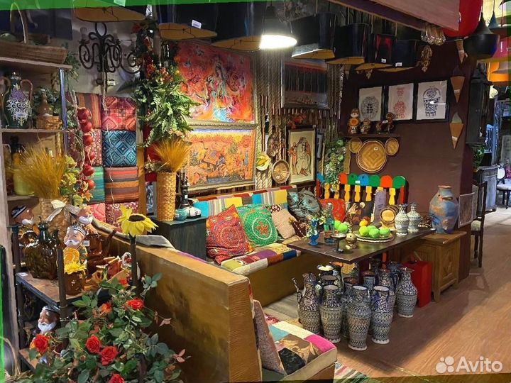 Свет и декор для кафе